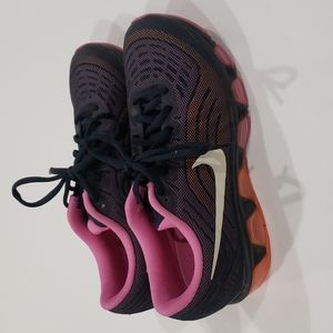 Nike Tailwind 6 size 7